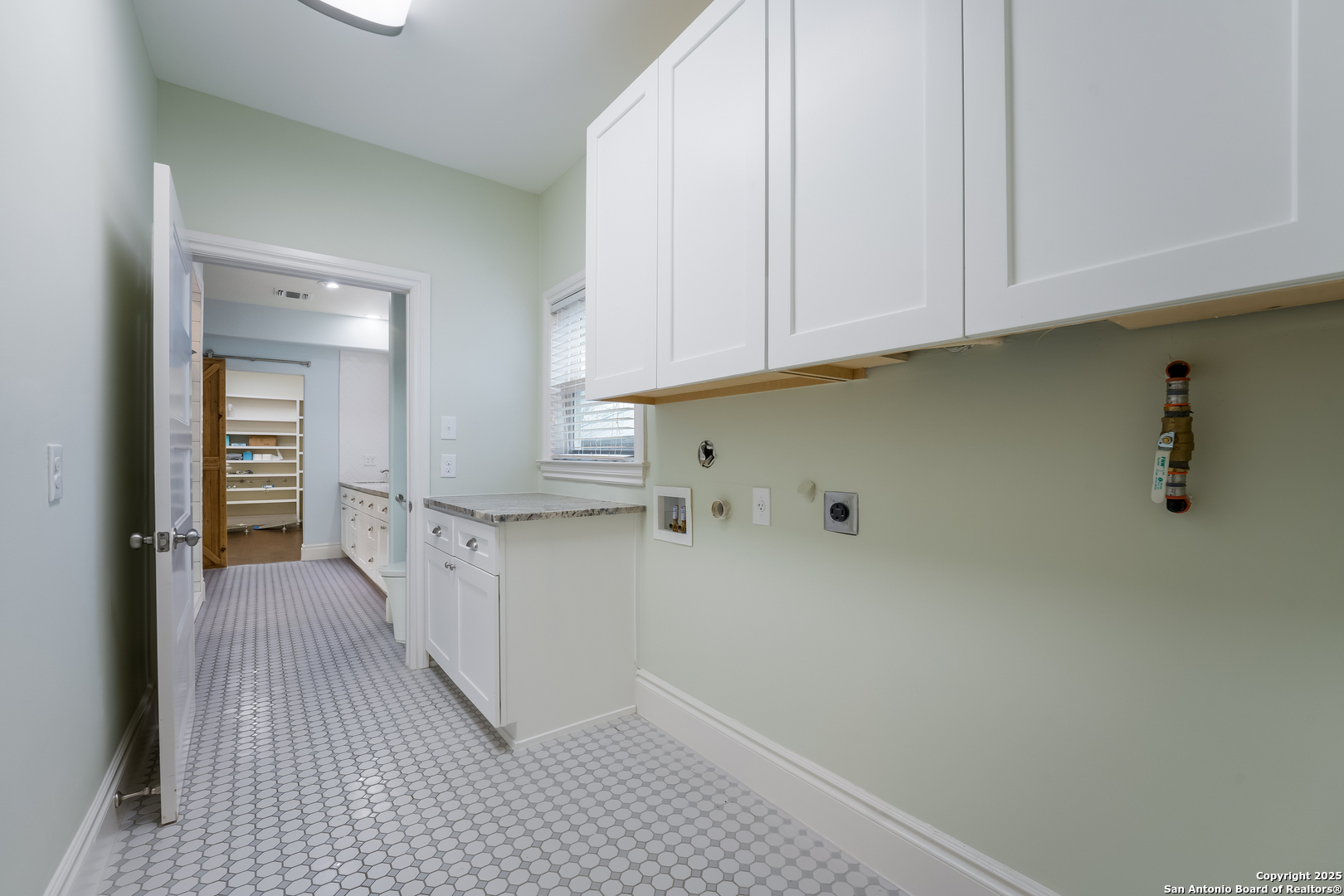 402 Elmhurst San Antonio TX 78209