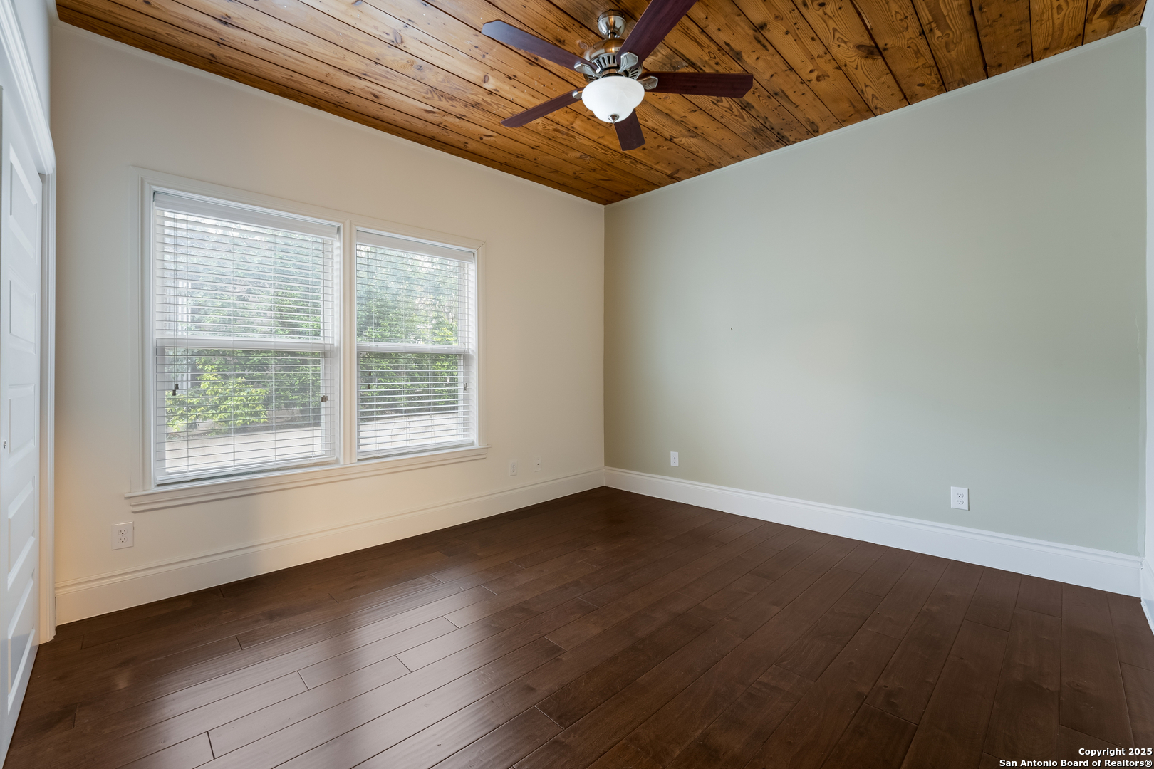 402 Elmhurst San Antonio TX 78209