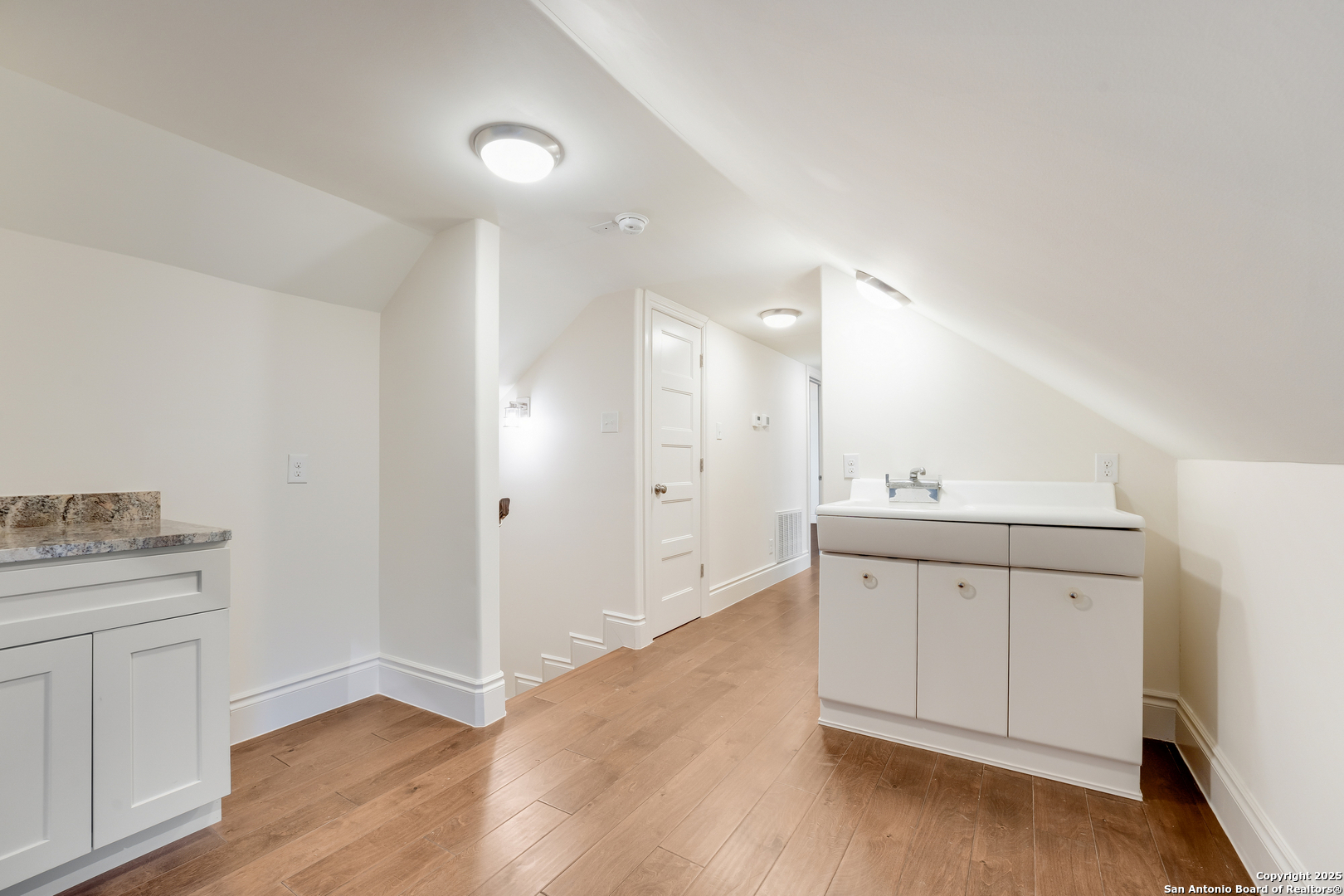 402 Elmhurst San Antonio TX 78209