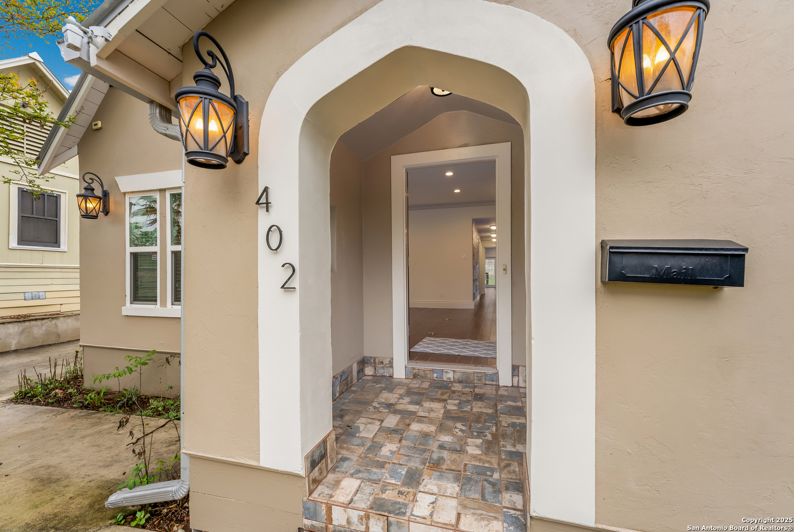 402 Elmhurst San Antonio TX 78209