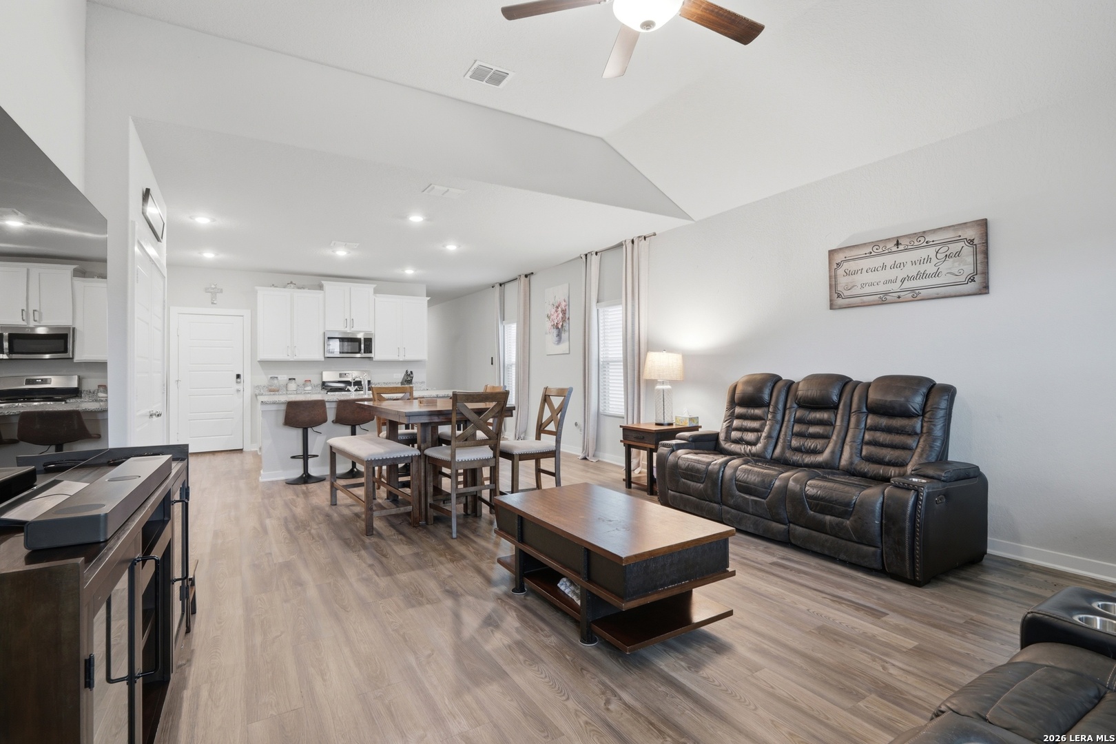 827 Laurel San Antonio TX 78219