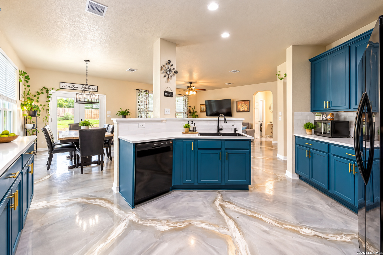 137 Springtree Shadow Cibolo TX 78108
