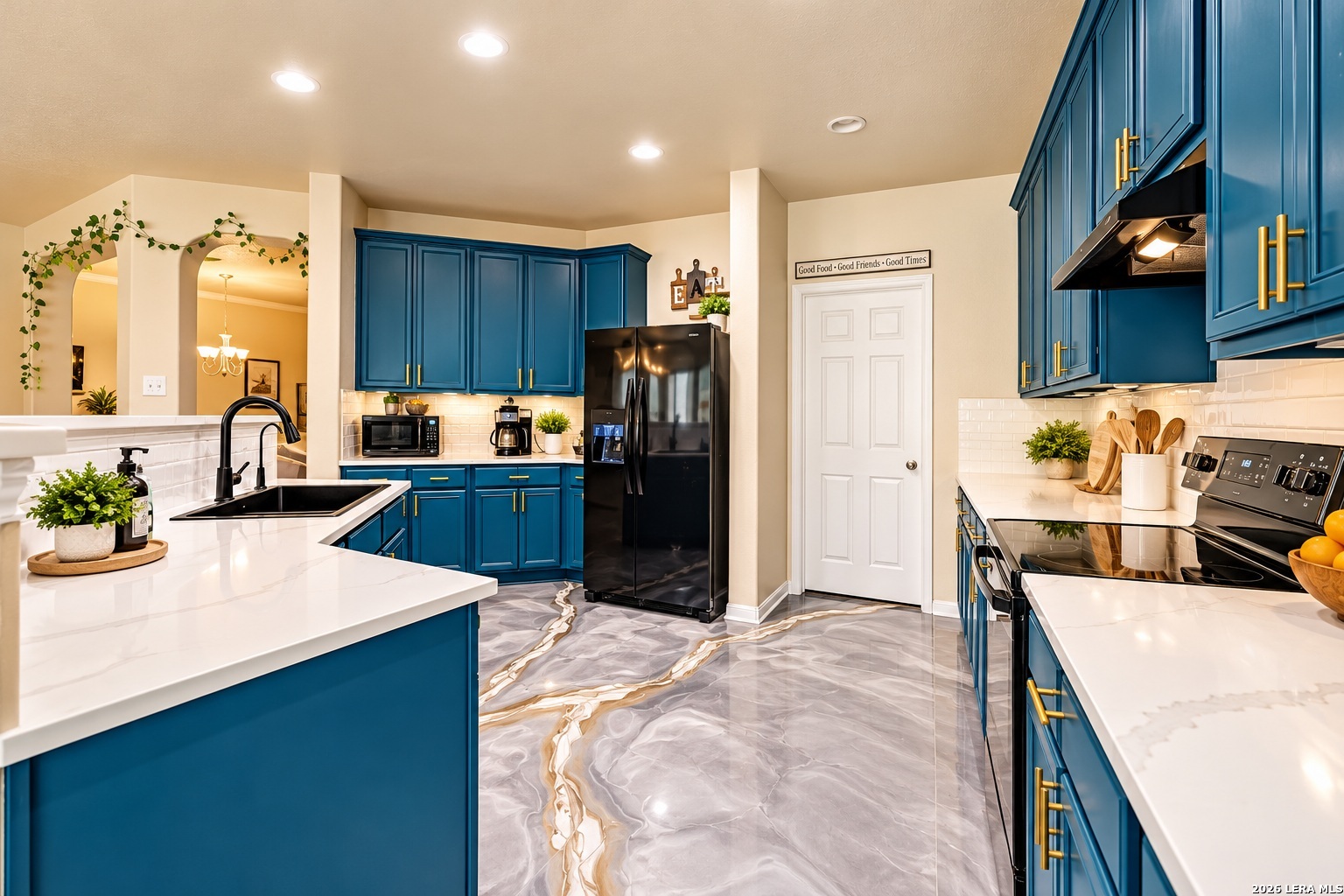 137 Springtree Shadow Cibolo TX 78108