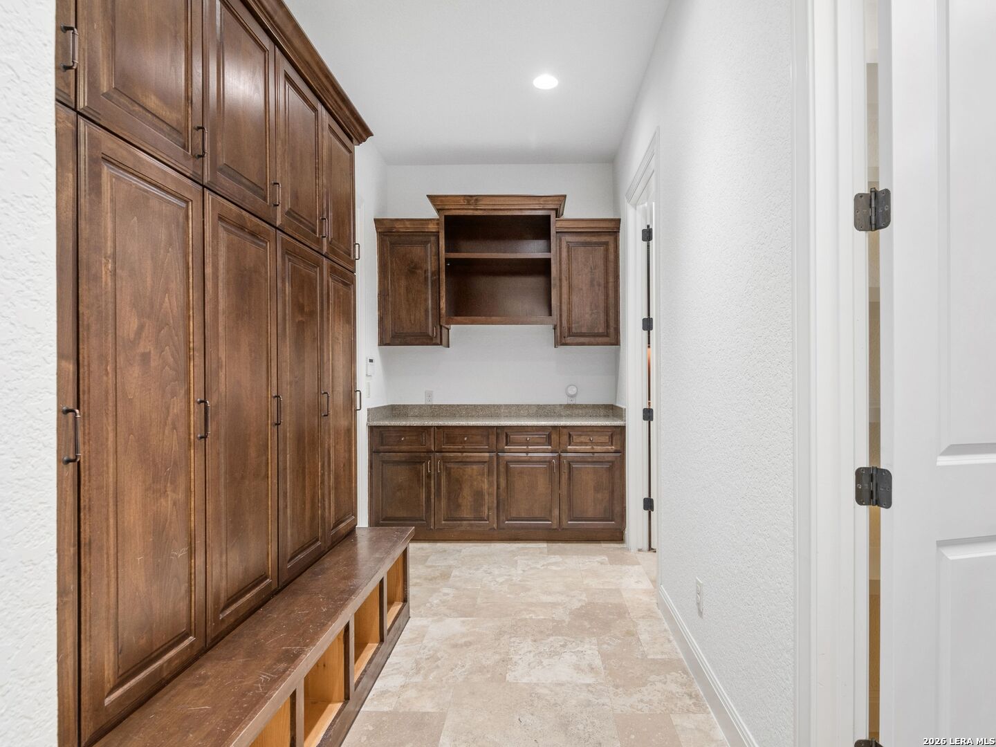 202 Wellesley Loop Shavano Park TX 78231