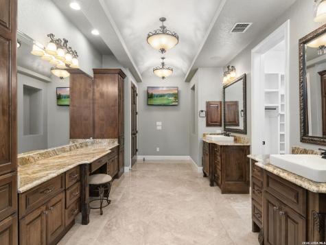 202 Wellesley Loop Shavano Park TX 78231