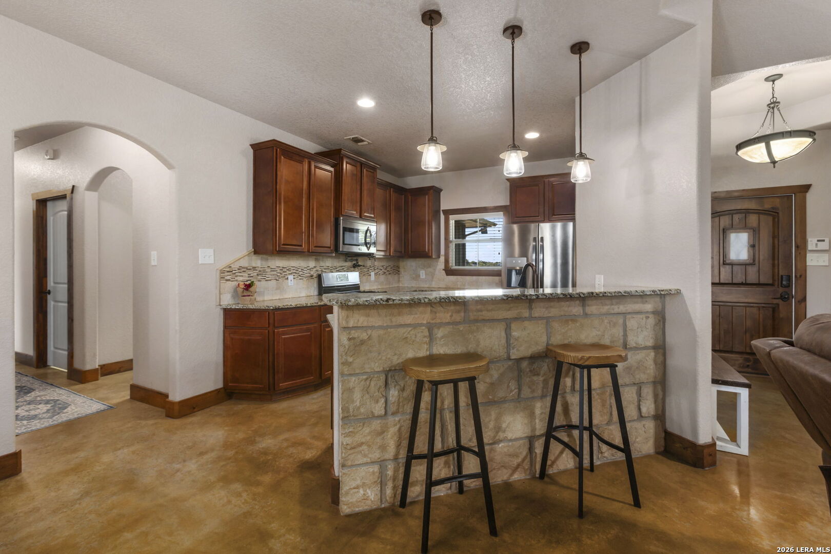 193 County Road 271 Rio Medina TX 78066