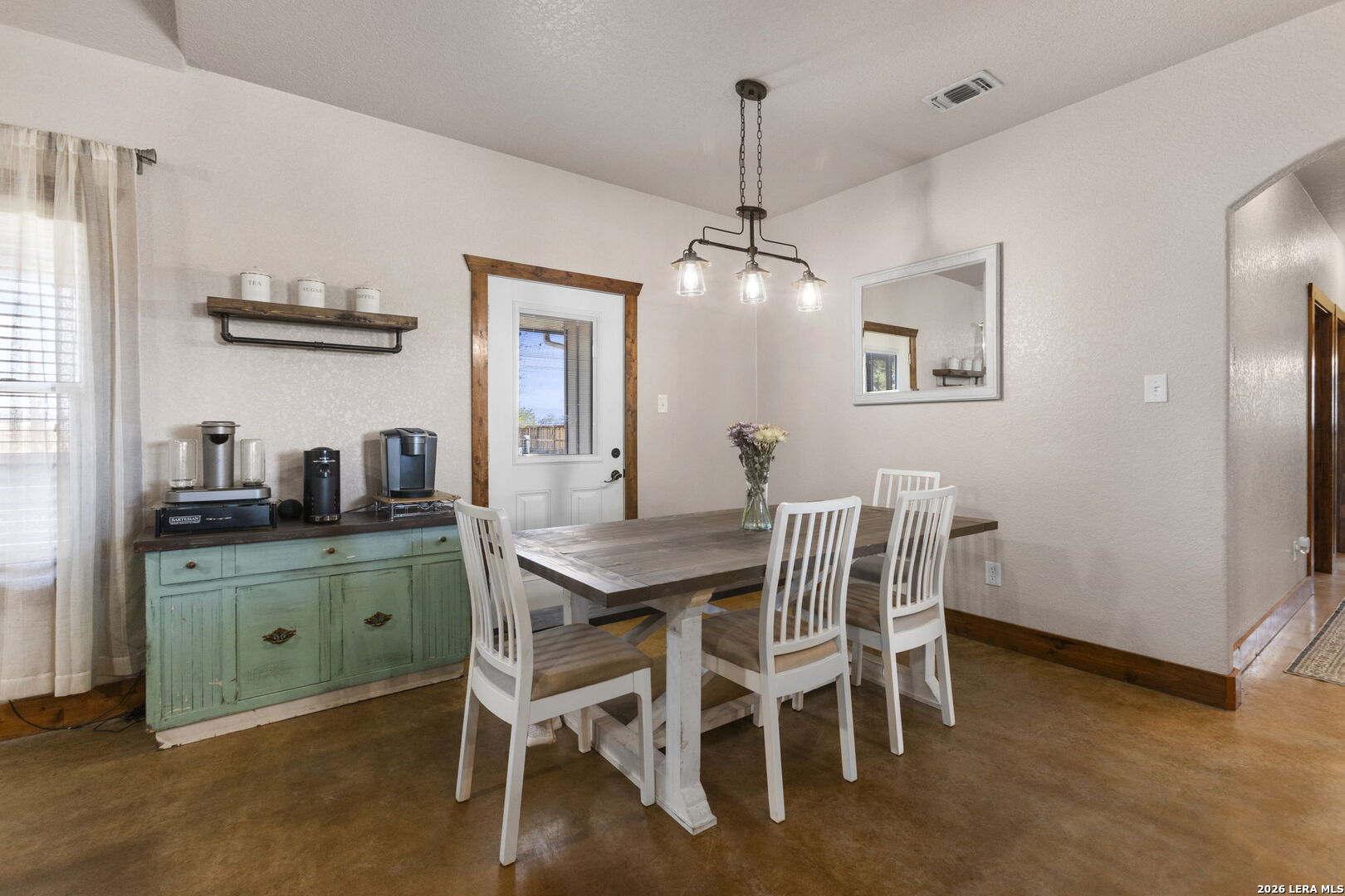 193 County Road 271 Rio Medina TX 78066