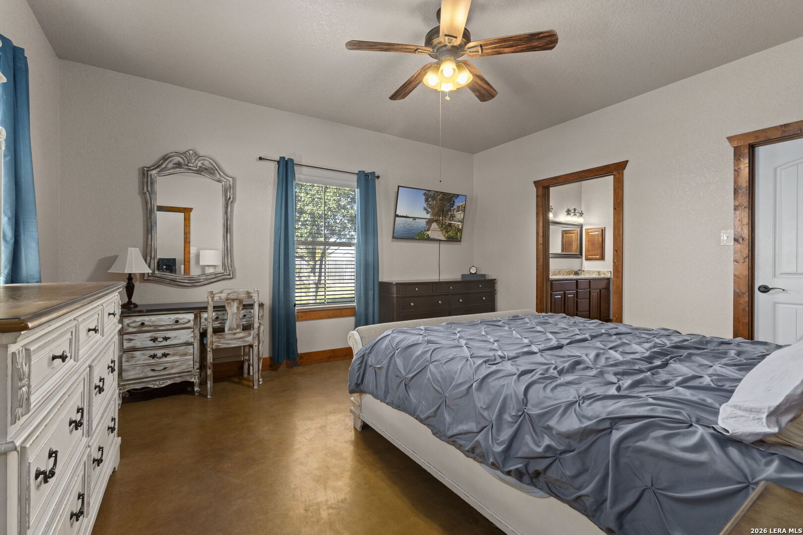 193 County Road 271 Rio Medina TX 78066