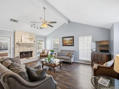 16535 Canyon Cross San Antonio TX 78232