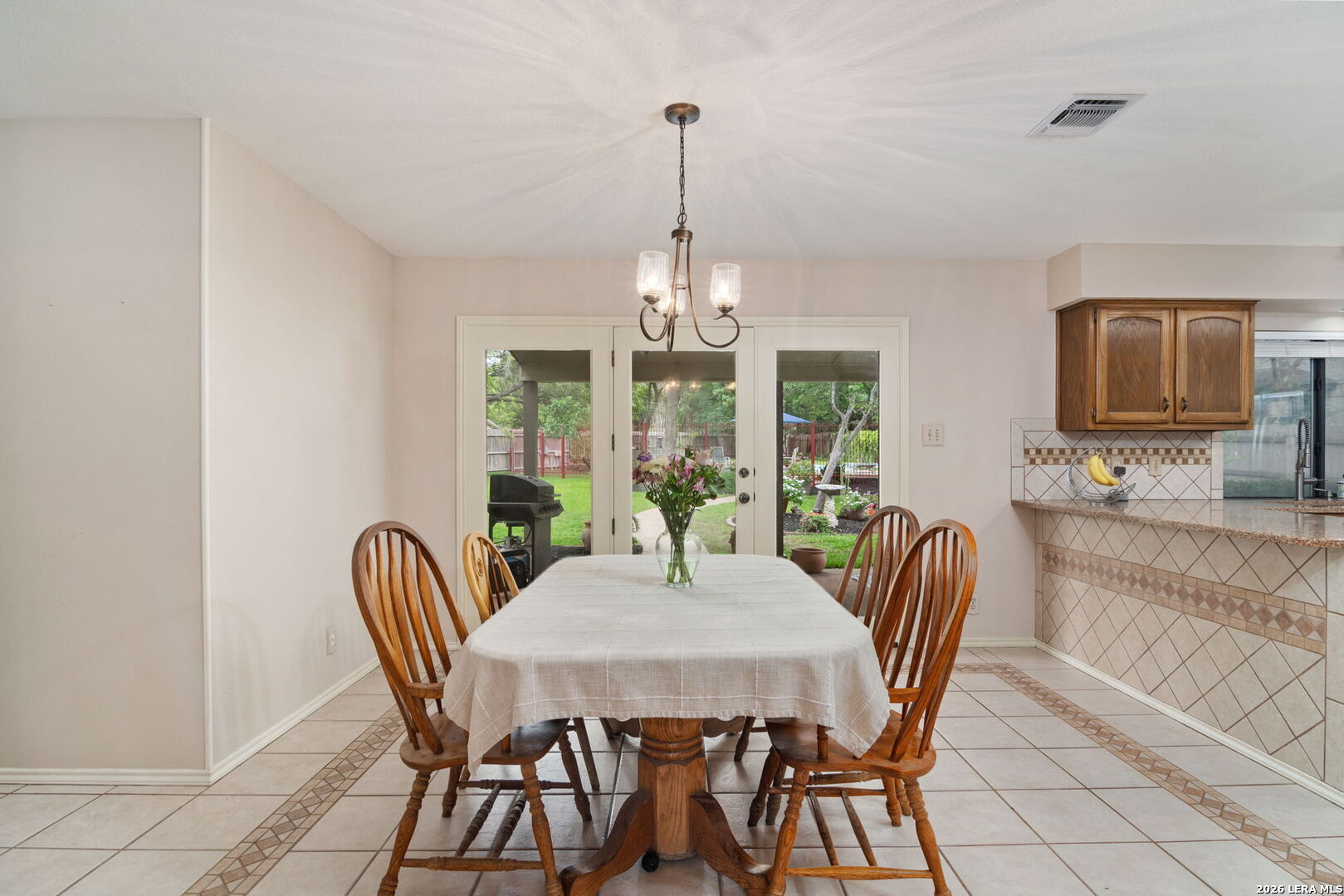 110 Kettle Cove Universal City TX 78148