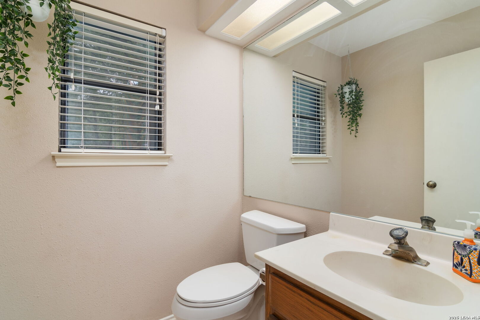 110 Kettle Cove Universal City TX 78148