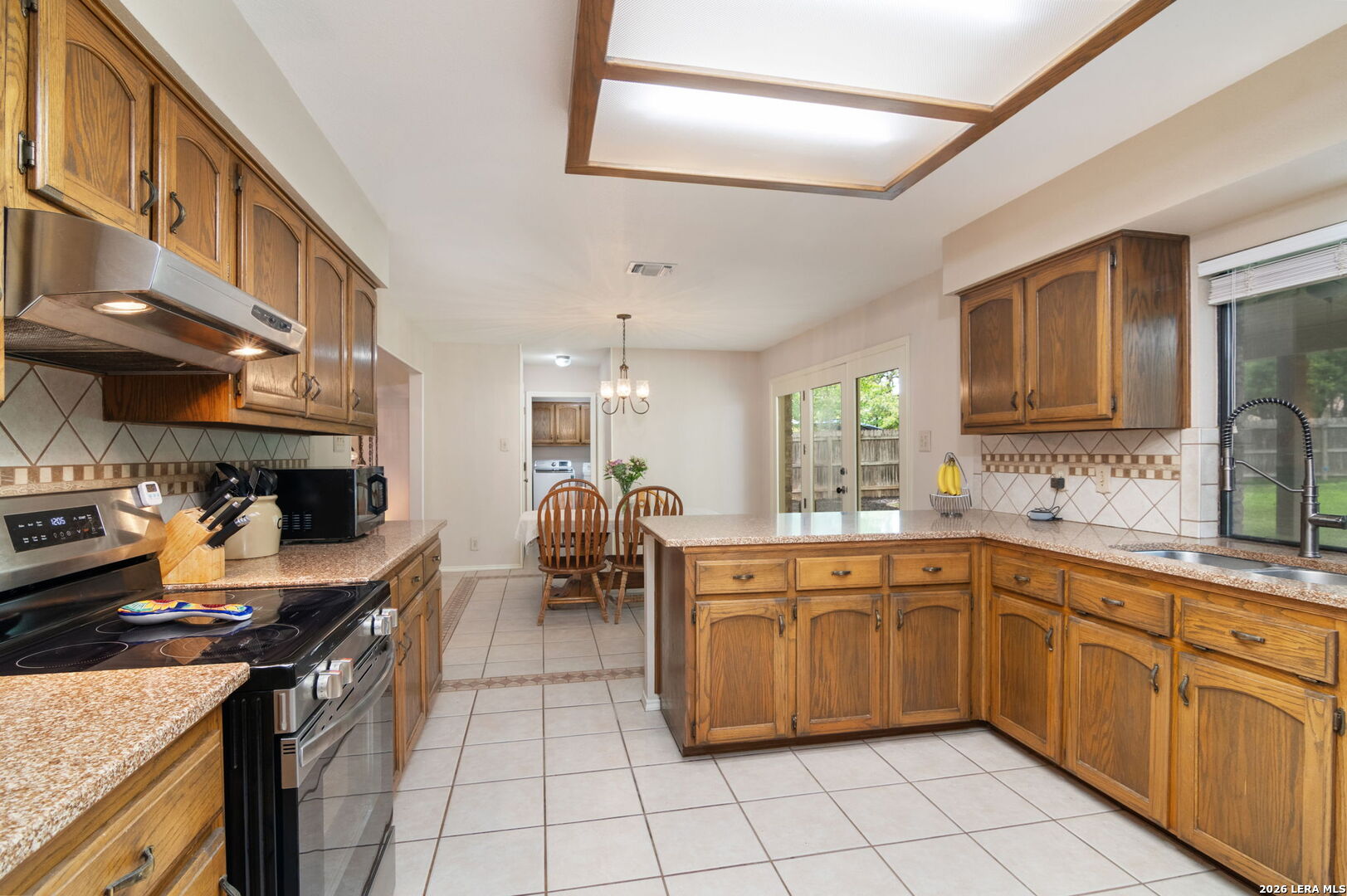 110 Kettle Cove Universal City TX 78148