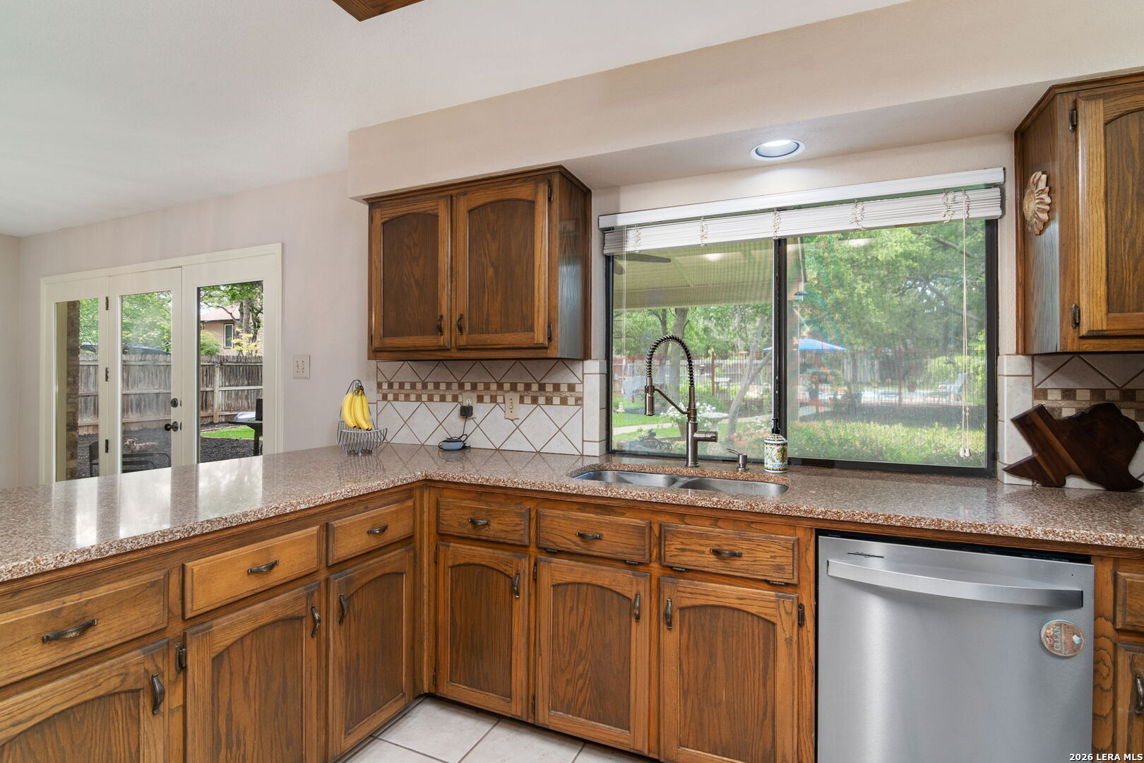 110 Kettle Cove Universal City TX 78148