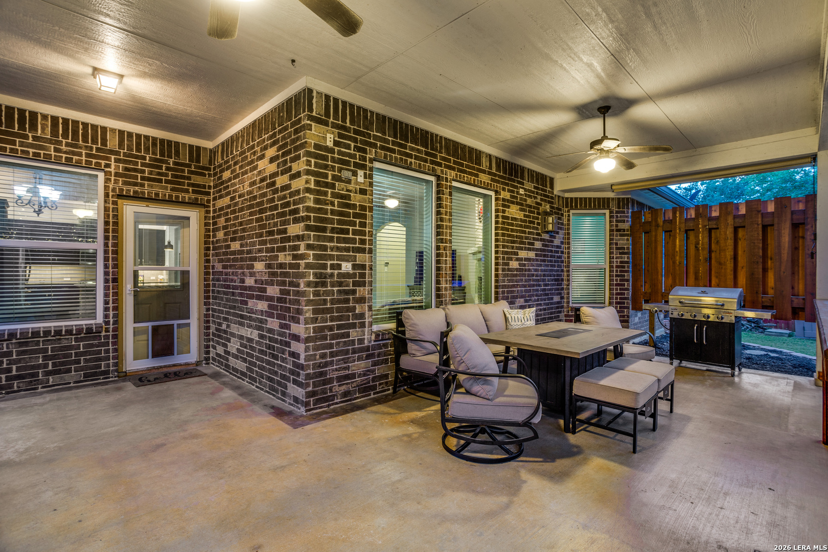 2143 Silent Fox San Antonio TX 78260