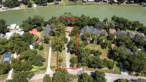 2323 Terminal Loop Mcqueeney TX 78123