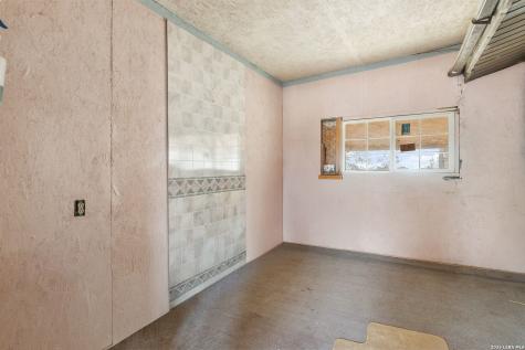 509 W County Road 678 Natalia TX 78059