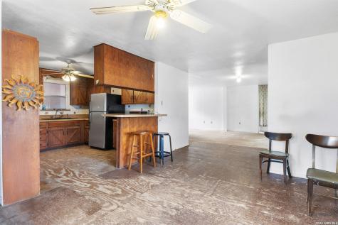 509 W County Road 678 Natalia TX 78059