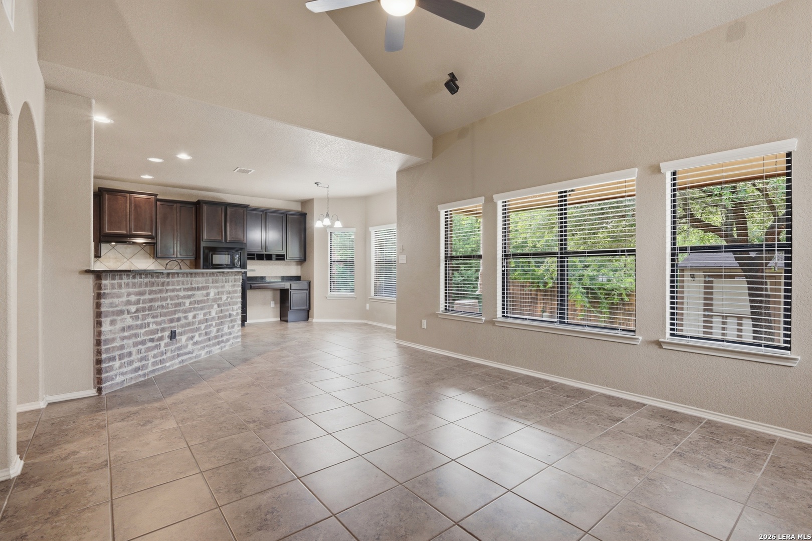 1306 Oriole Court San Antonio TX 78245