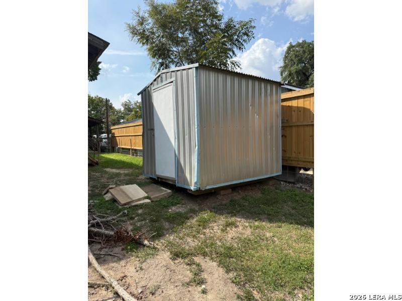 709 Ridgecliff Drive New Braunfels TX 78130