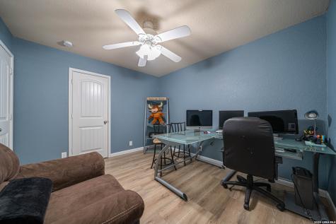 12212 Bening Valley Schertz TX 78154