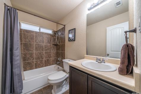 12212 Bening Valley Schertz TX 78154