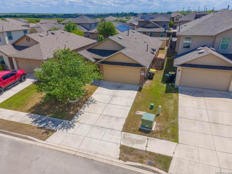 12212 Bening Valley Schertz TX 78154