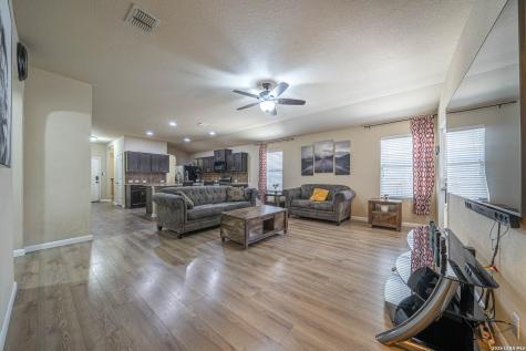 12212 Bening Valley Schertz TX 78154