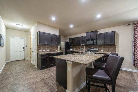 12212 Bening Valley Schertz TX 78154