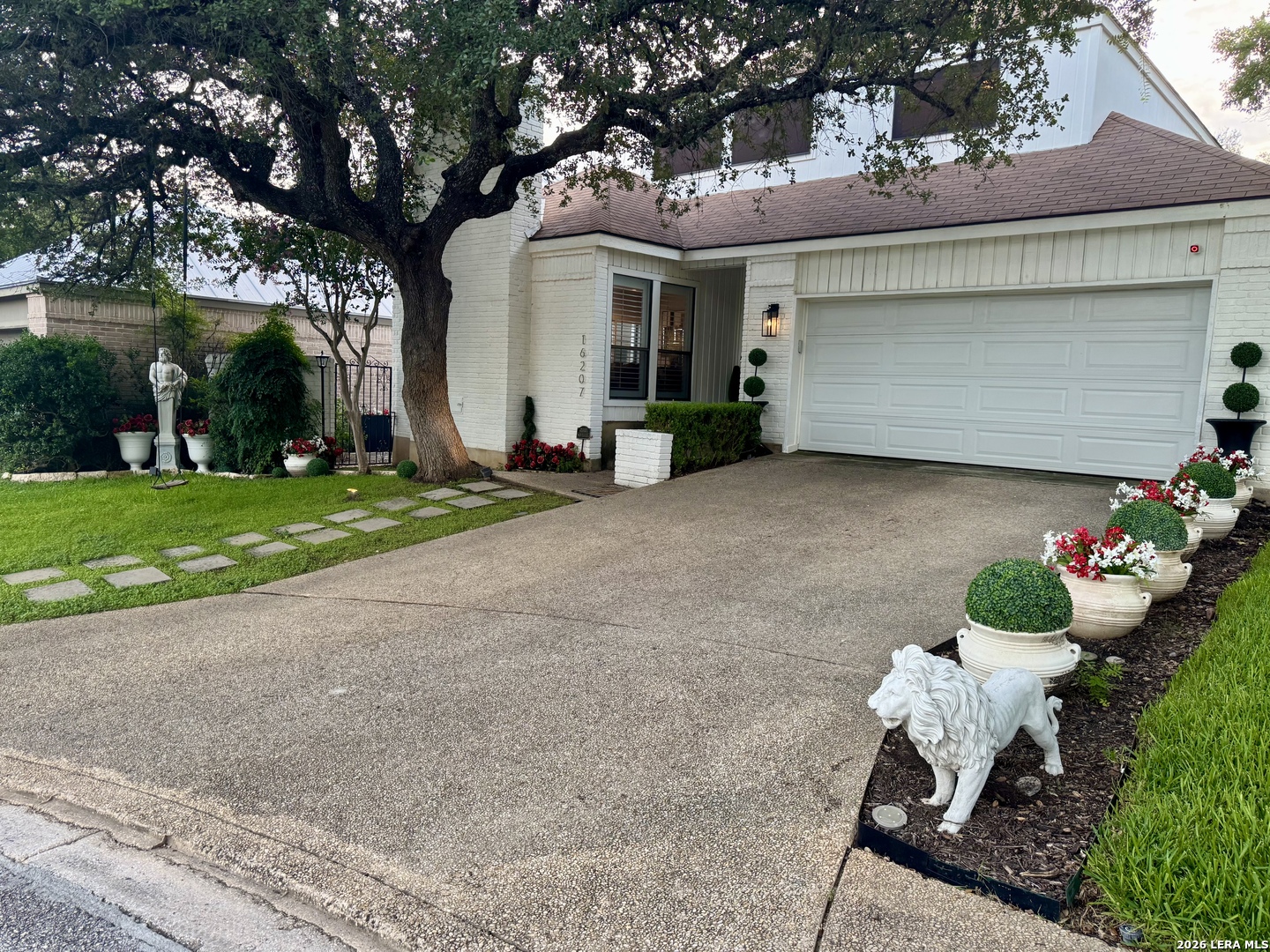 16207 Garden Oaks Street San Antonio TX 78232