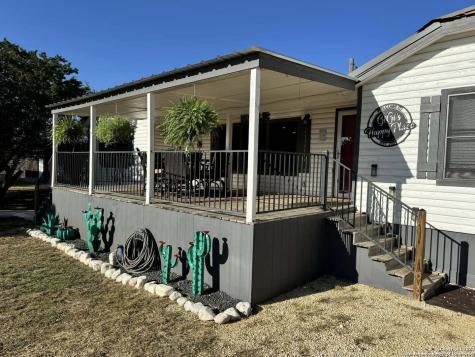464 Jim Davis Place Leakey TX 78873