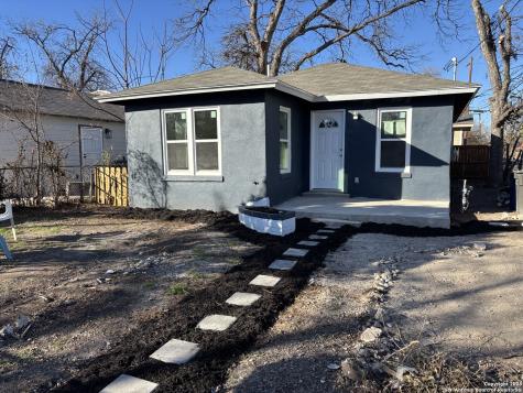 1303 Fenfield Avenue San Antonio TX 78211