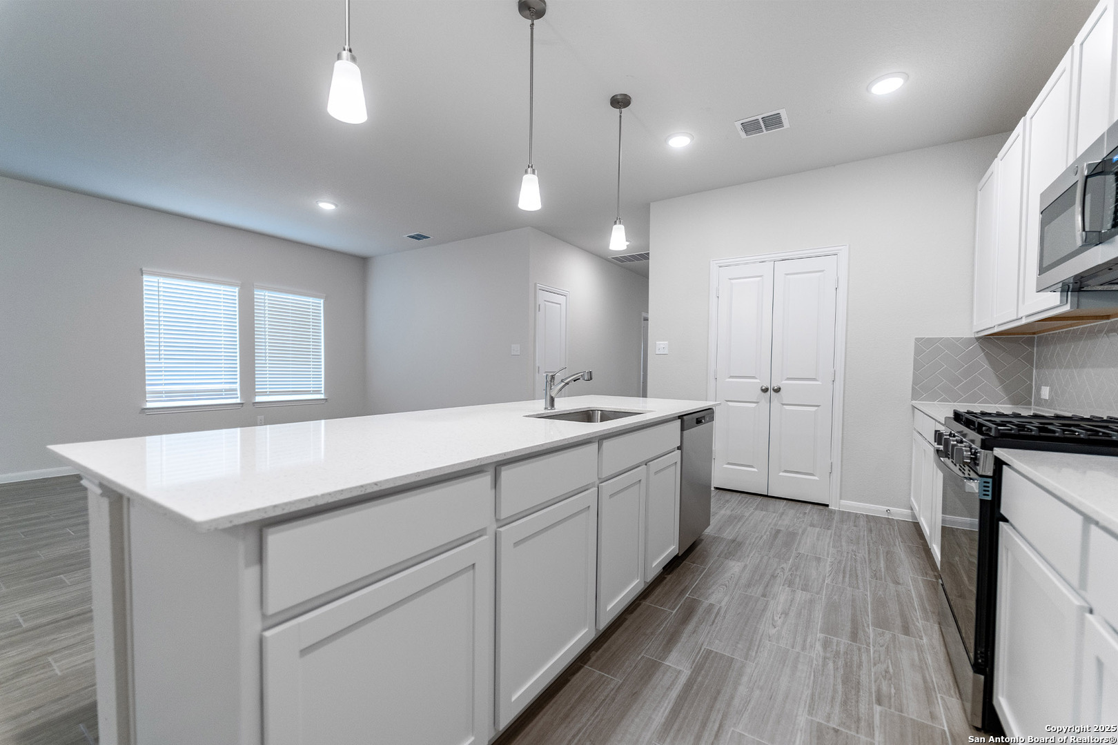 268 Ashley Loop San Antonio TX 78253