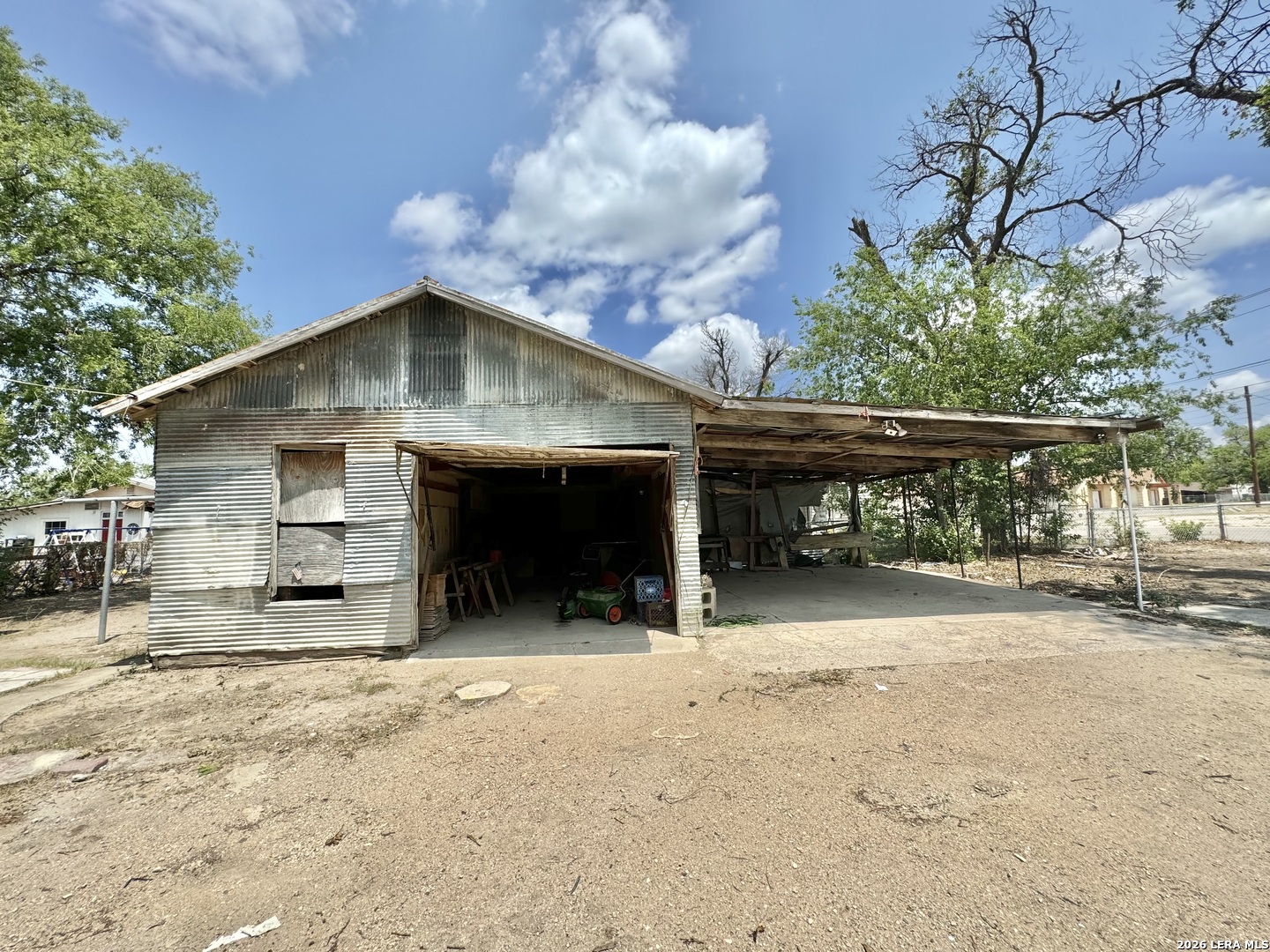 205 Rodriguez Del Rio TX 78840