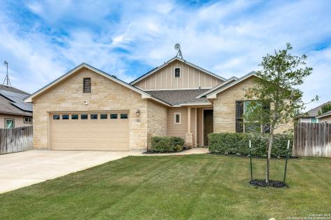 305 Iron Gate Pleasanton TX 78064