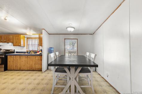 1118 32nd Hondo TX 78861