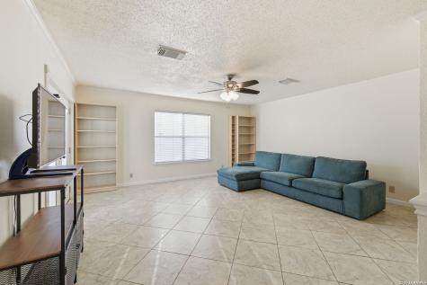 5506 Kenton Bluff San Antonio TX 78240