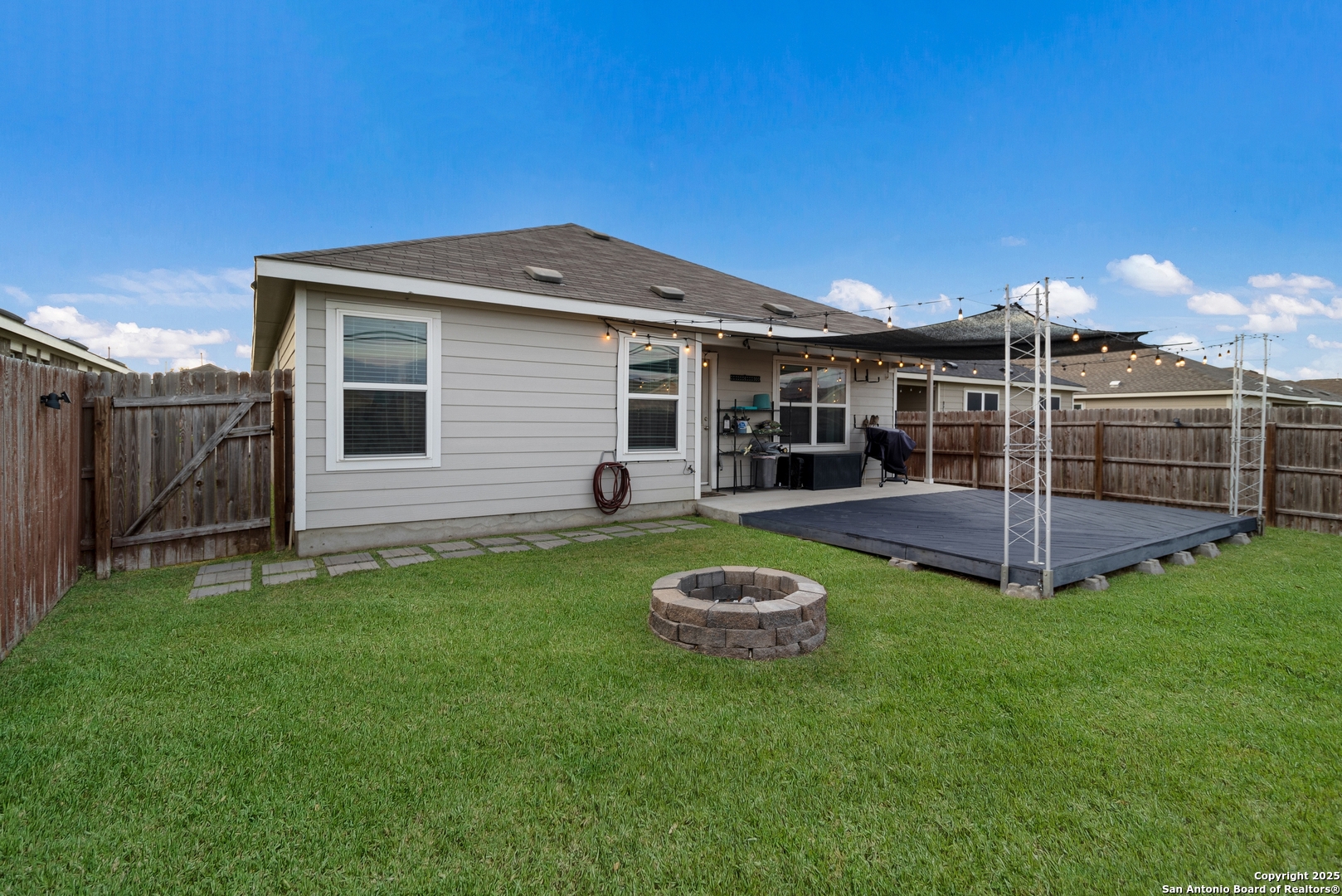 8406 Lamus Wheel San Antonio TX 78254