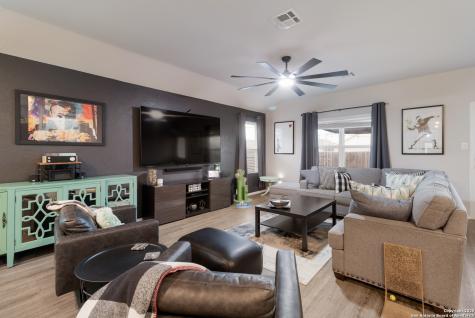 8406 Lamus Wheel San Antonio TX 78254