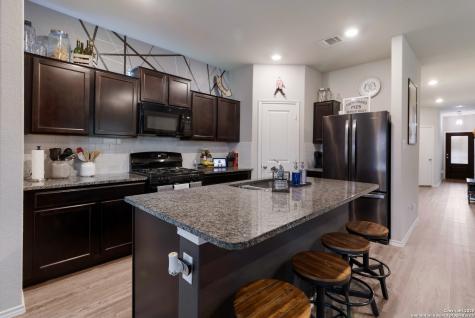 8406 Lamus Wheel San Antonio TX 78254