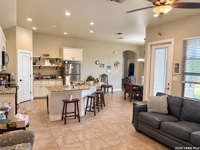 1828 Wandering Trail Pleasanton TX 78064