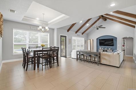 104 Abrego Knoll Drive Floresville TX 78114