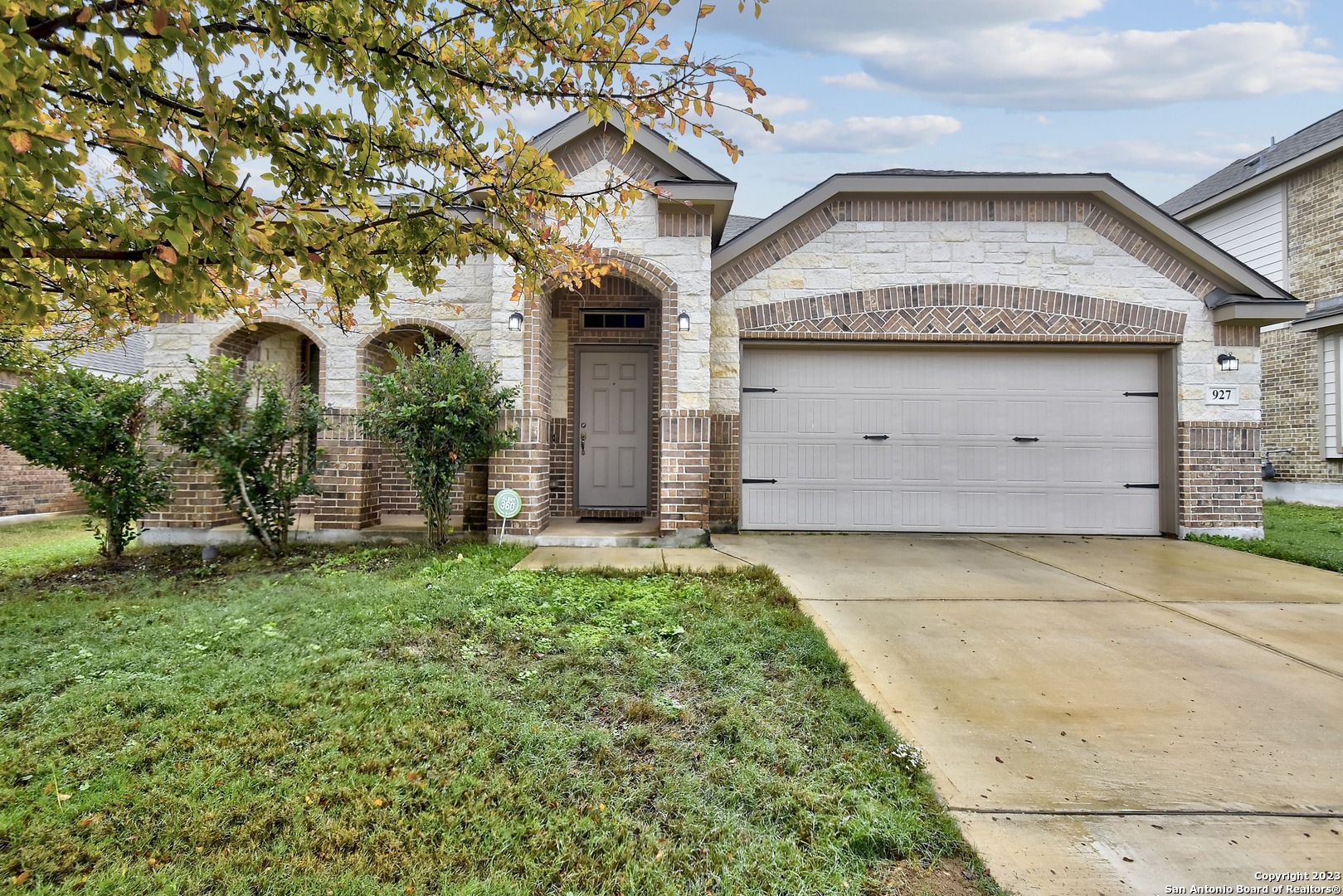 927 Raceland Road San Antonio TX 78245