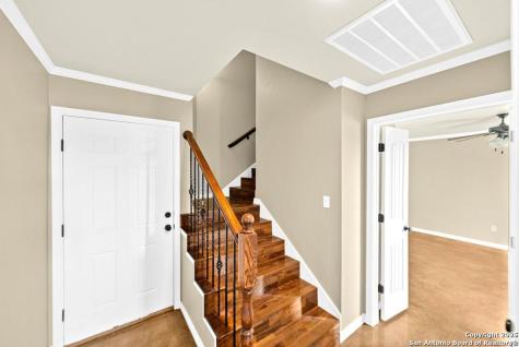 103 Cranbrook Court Ingram TX 78025