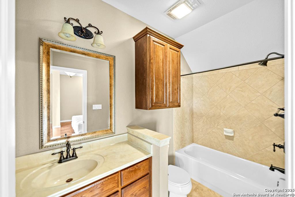 103 Cranbrook Court Ingram TX 78025