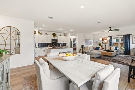304 Sonterra Drive San Marcos TX 78666