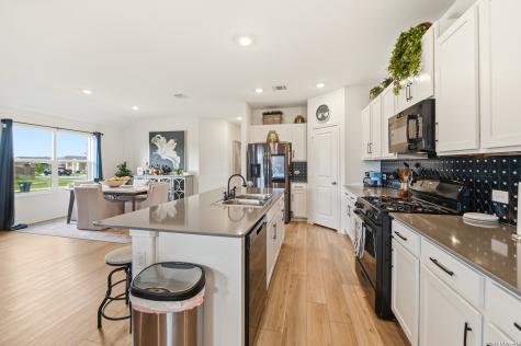 304 Sonterra Drive San Marcos TX 78666