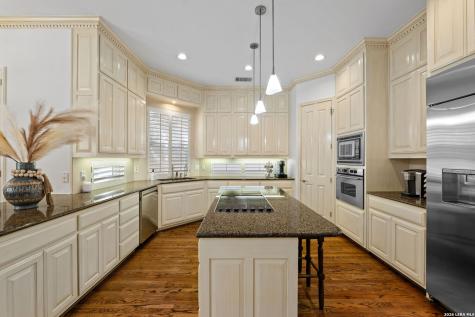 6 Chelsea Way San Antonio TX 78209