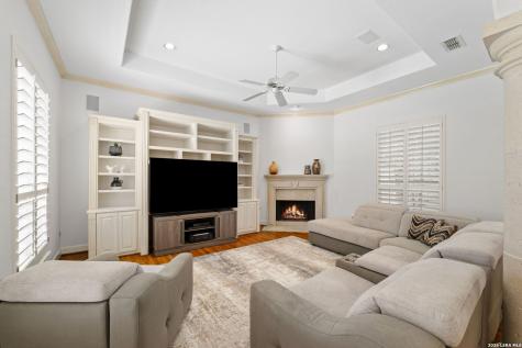 6 Chelsea Way San Antonio TX 78209