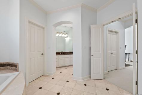 6 Chelsea Way San Antonio TX 78209