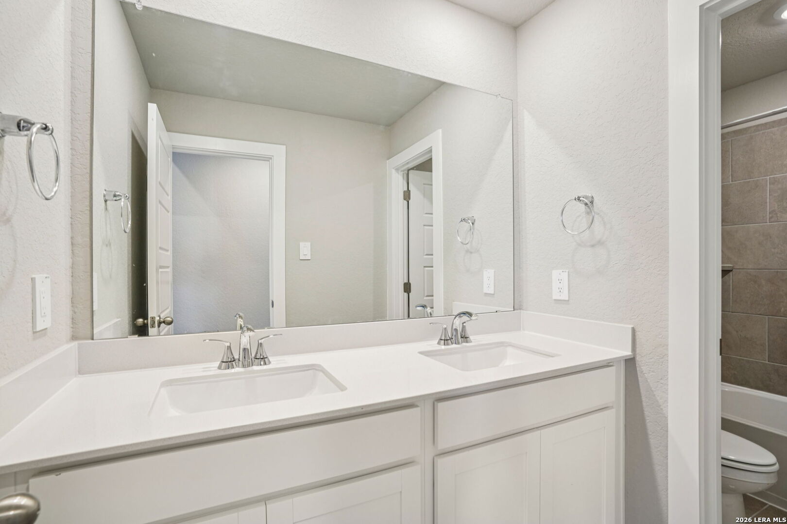 110 Barton Point Cibolo TX 78108